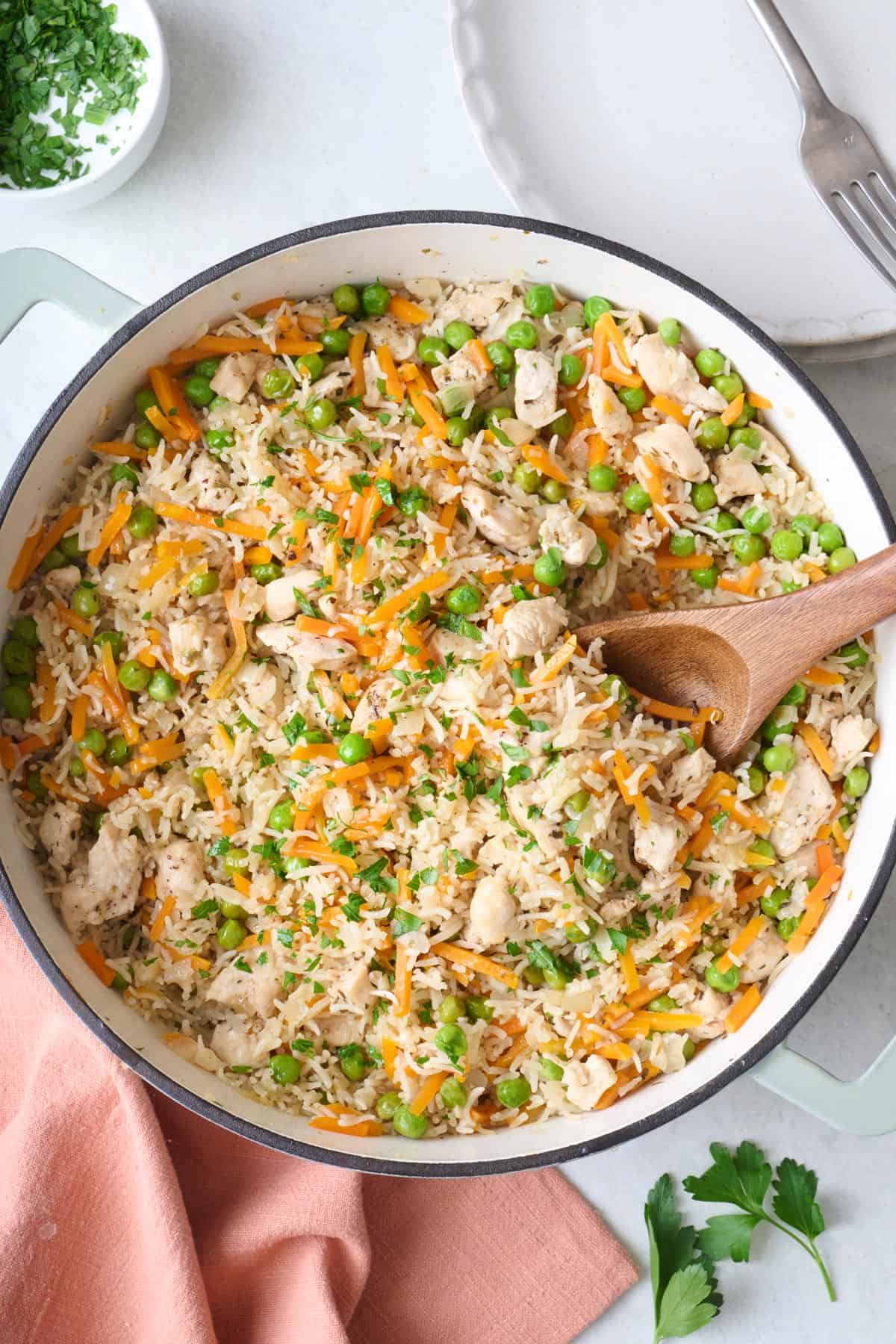 Easy One-Pot Chicken and Rice: Your Weeknight Comfort Solution